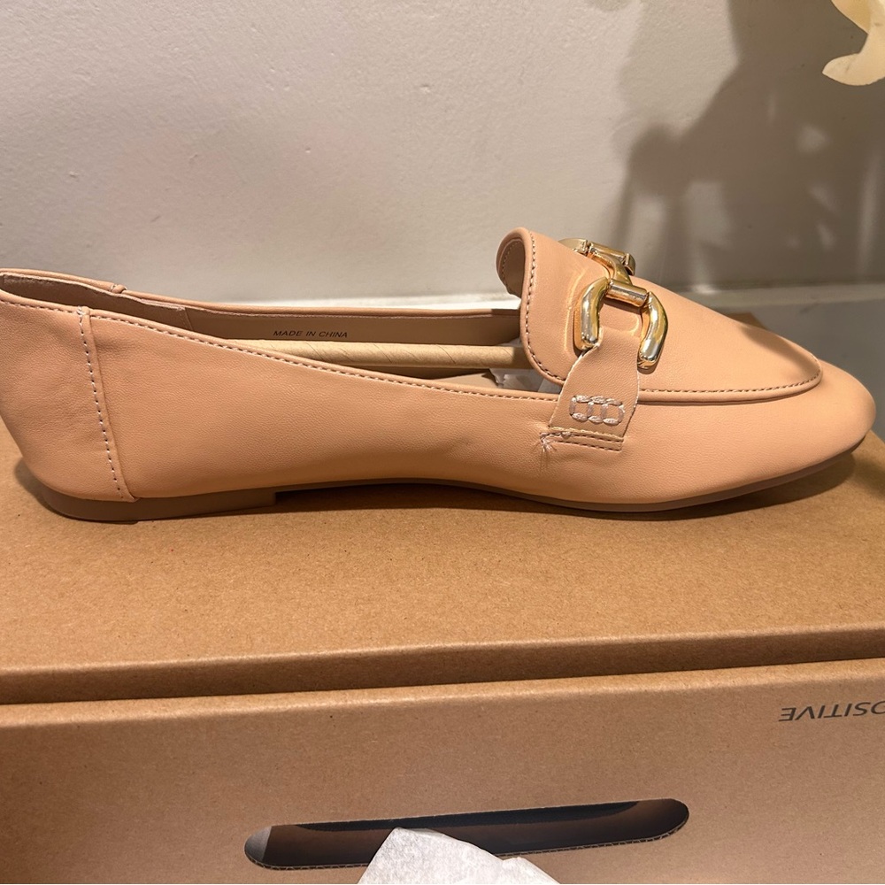 Elegant Tan Loafers for Women
